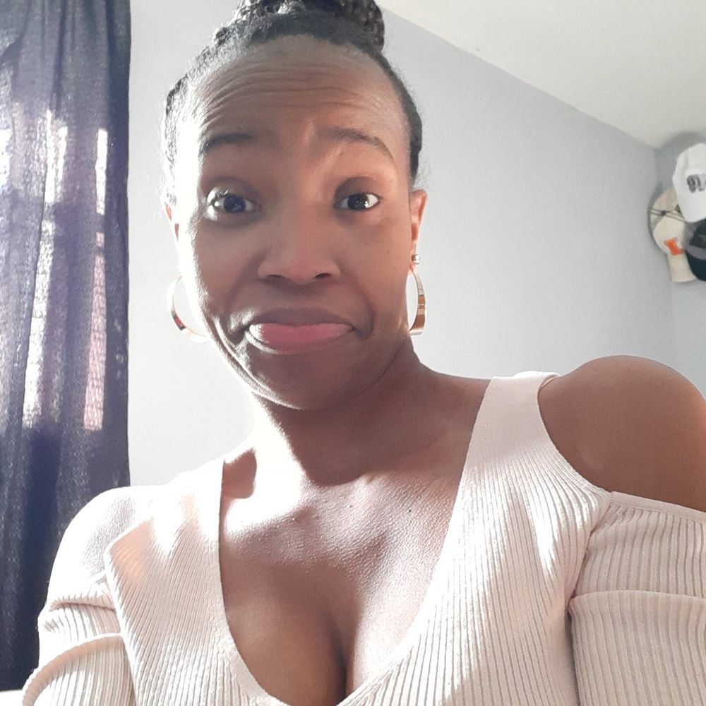 Meet your Posher, Jeannine